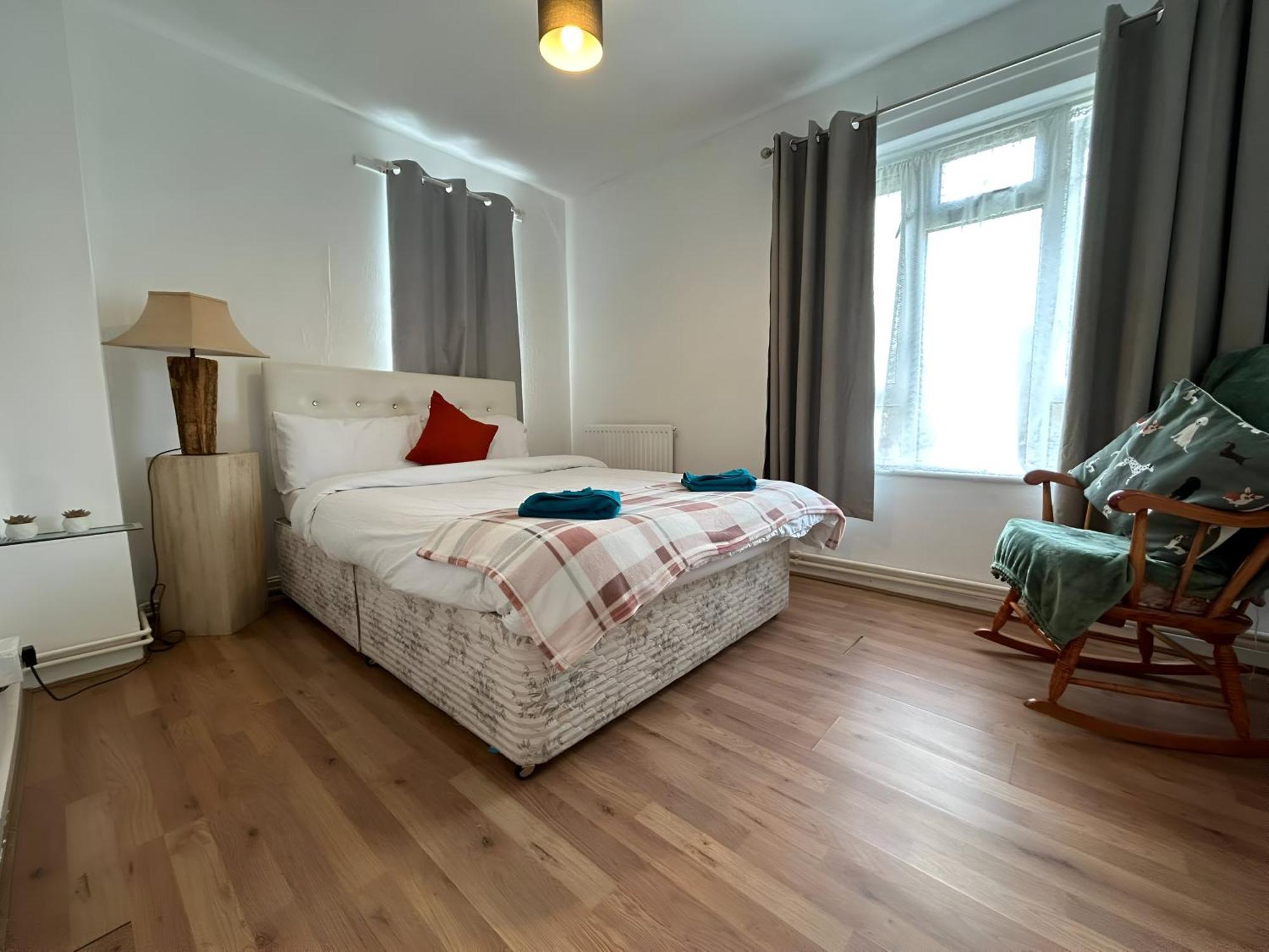 3 Bedroom House with Garden High Wycombe Buitenkant foto